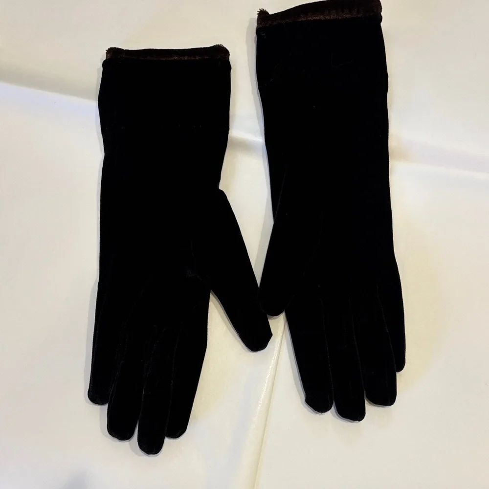 Elegant Black Women's Gloves